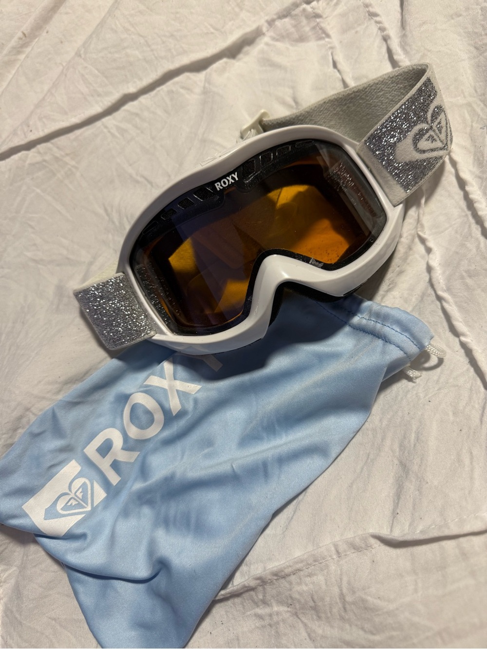 Roxy White Snow Goggles Amber Lens Silver Glitter Strap logo hiking snowboard